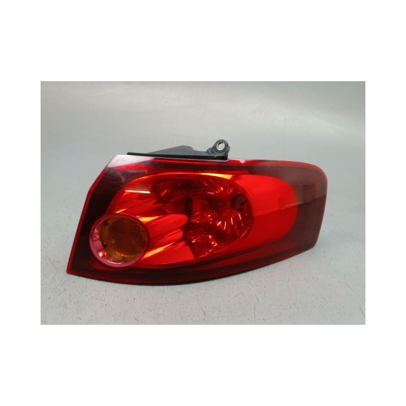 FEU ARRIERE DROIT FIAT CROMA 2005-