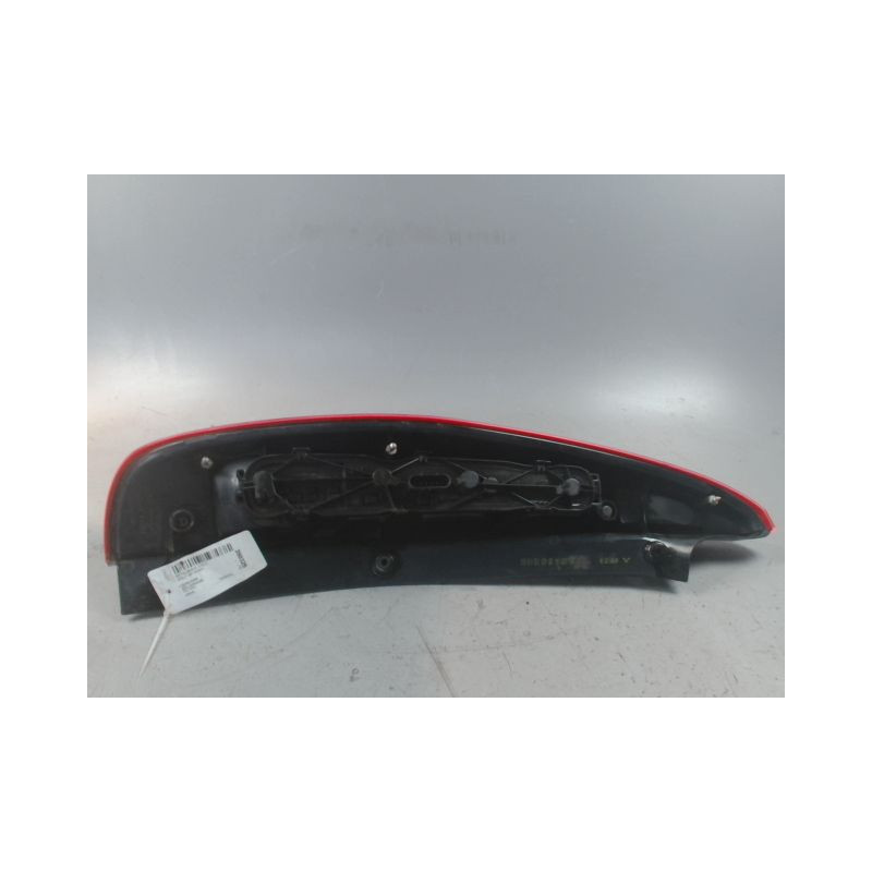 FEU ARRIERE DROIT MITSUBISHI COLT 2004-