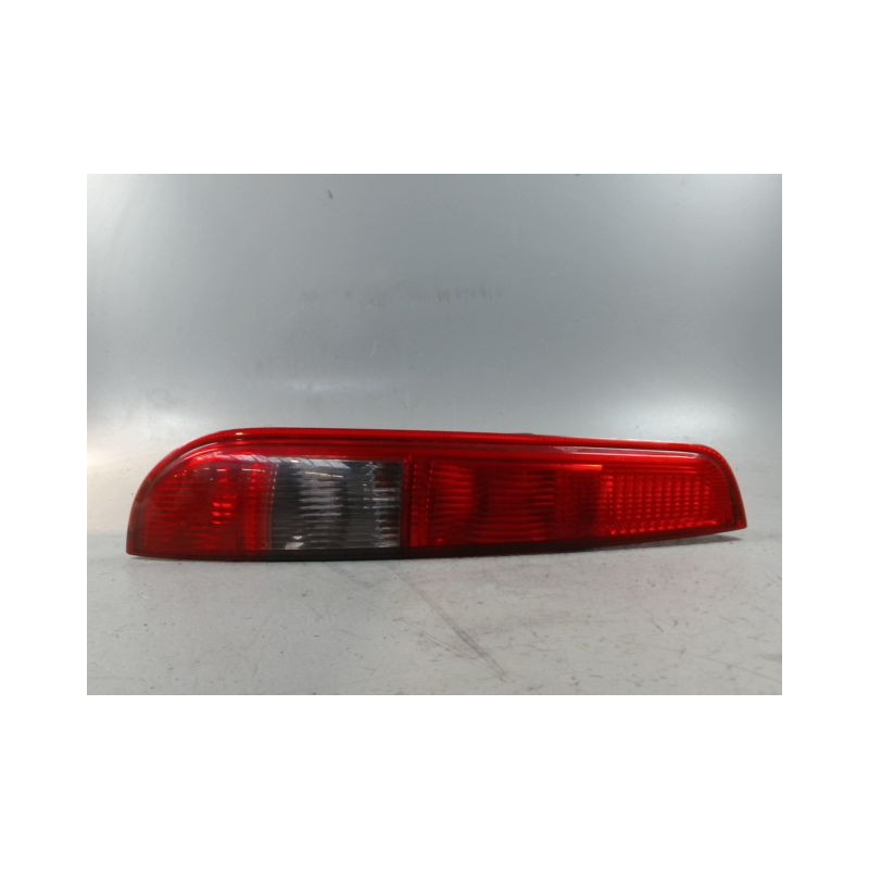 FEU ARRIERE DROIT FORD FOCUS BREAK