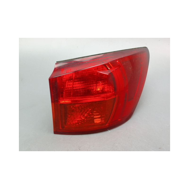 FEU ARRIERE DROIT LEXUS IS 2006-