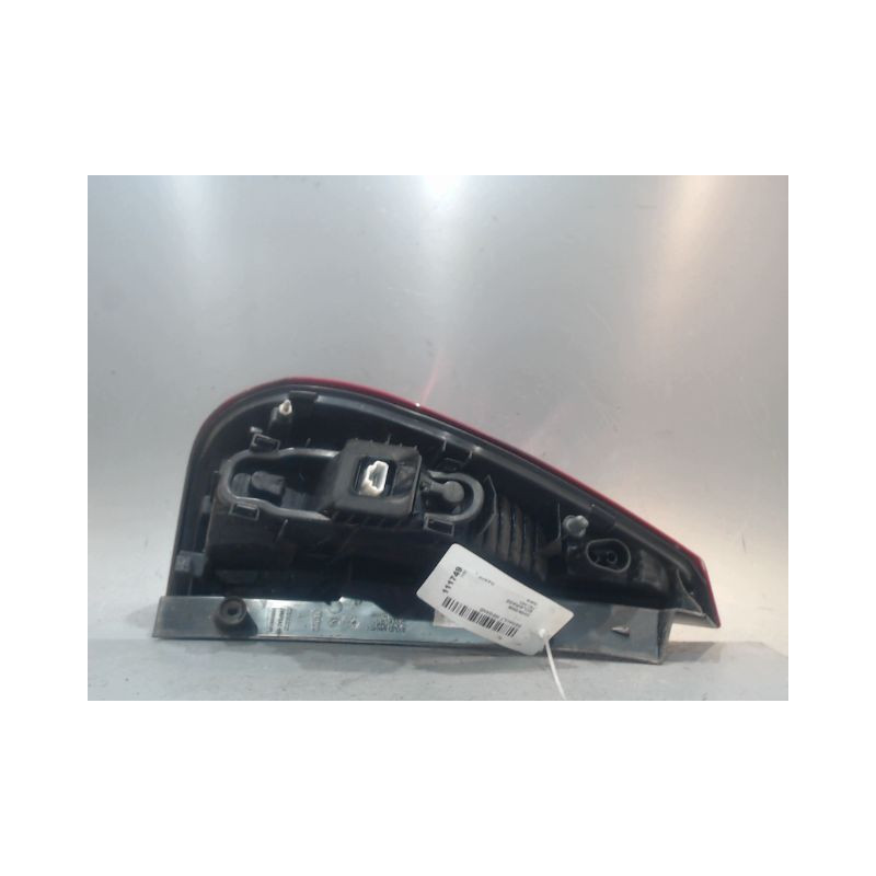 FEU ARRIERE DROIT RENAULT MEGANE