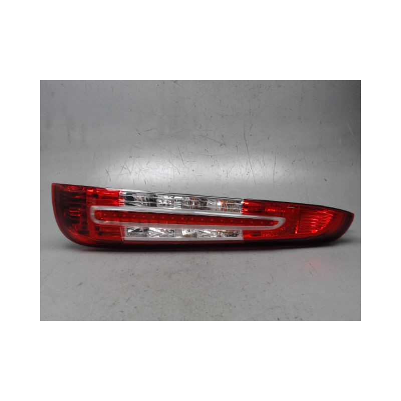 FEU ARRIERE DROIT FORD C-MAX