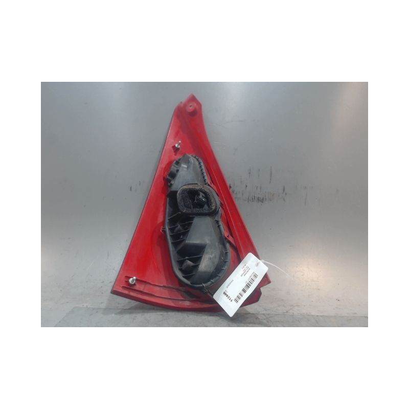 FEU ARRIERE DROIT PEUGEOT 107