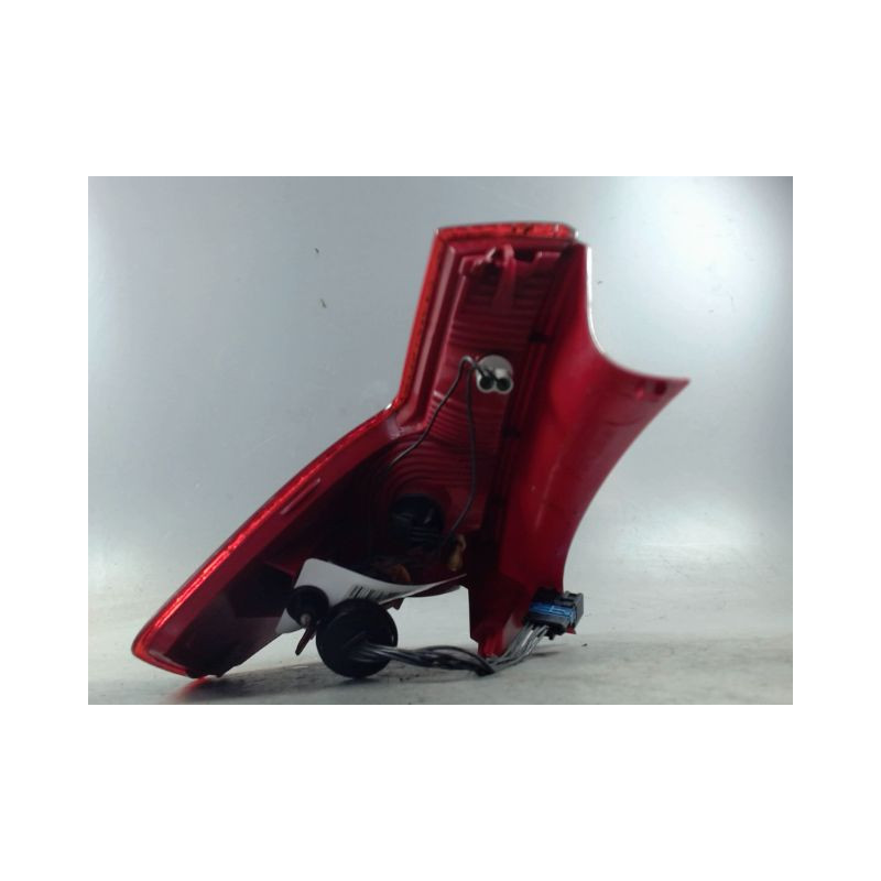 FEU ARRIERE DROIT CITROEN C4 04-08