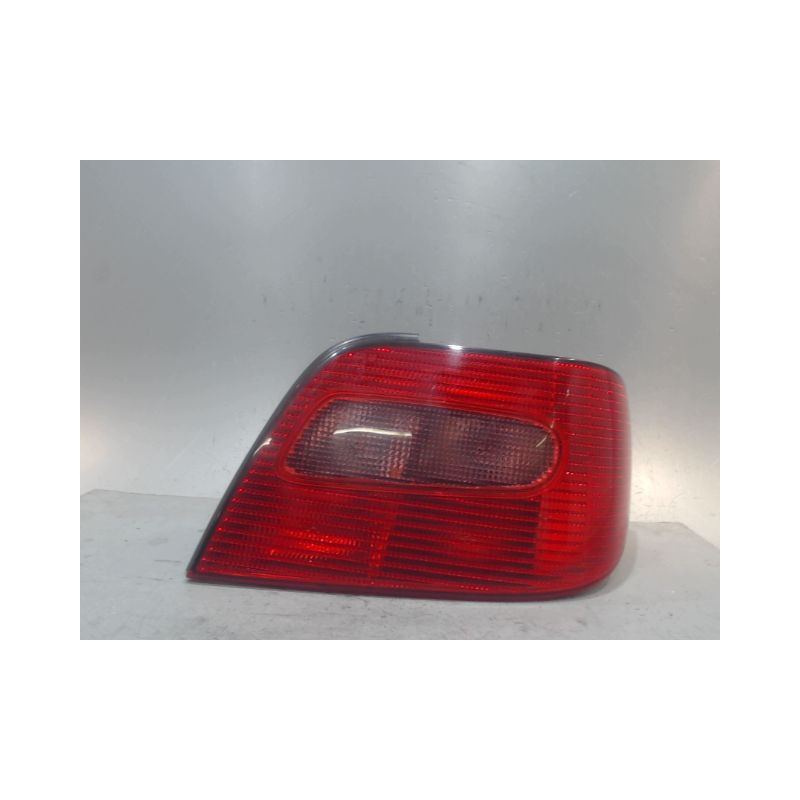 FEU ARRIERE DROIT CITROEN XSARA
