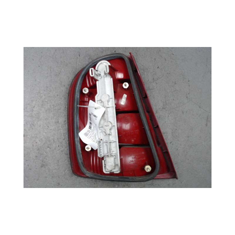 FEU ARRIERE DROIT SKODA FABIA 2004-2007