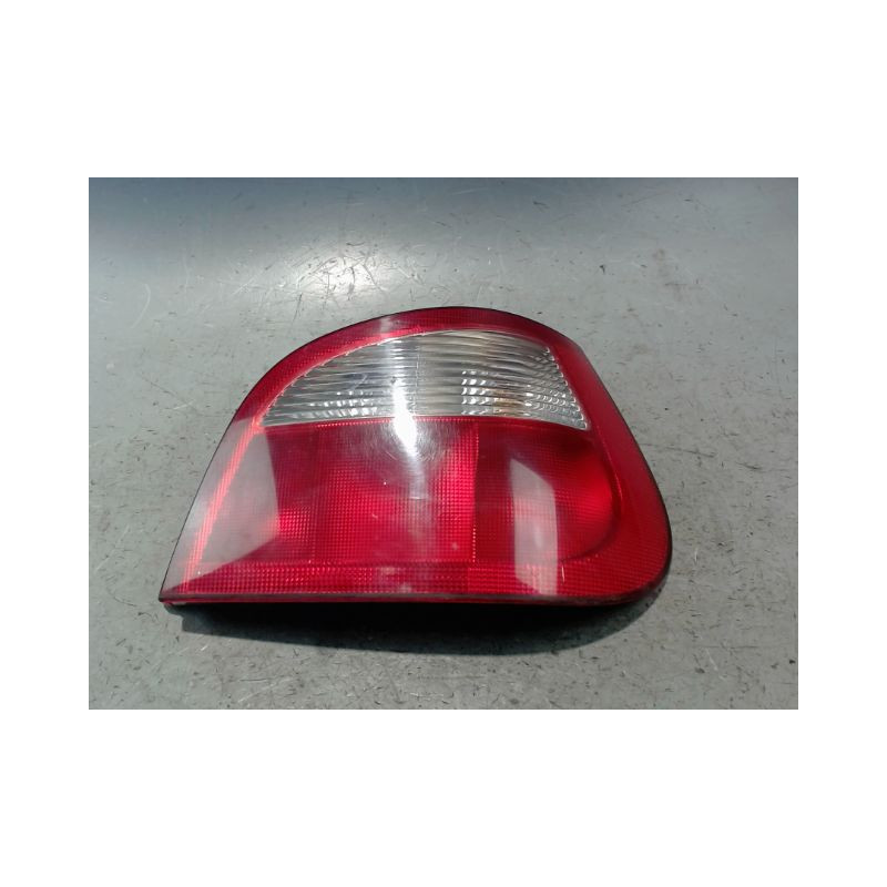FEU ARRIERE DROIT RENAULT MEGANE I PH2 99-02