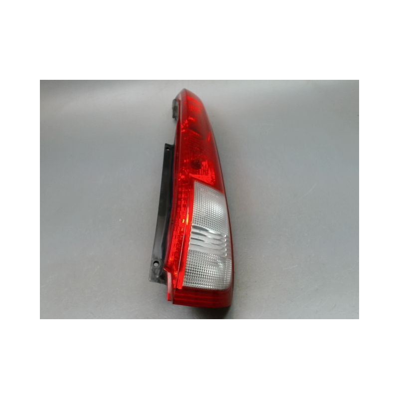 FEU ARRIERE DROIT NISSAN X-TRAIL BREAK I Phase 1 2001-2003