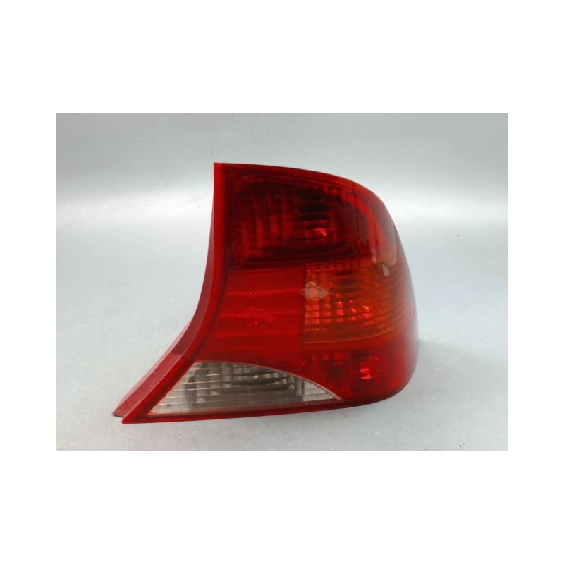 FEU ARRIERE DROIT FORD FOCUS BERL. I 1998-2004