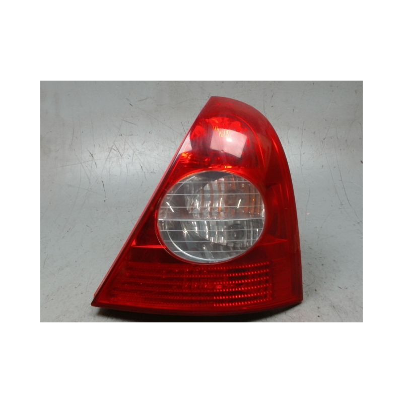 FEU ARRIERE DROIT RENAULT CLIO II PH.2 01-06