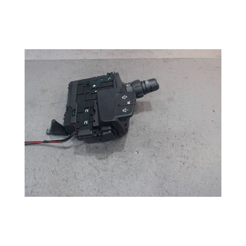 COMMANDE ESSUIE GLACE RENAULT MEGANE