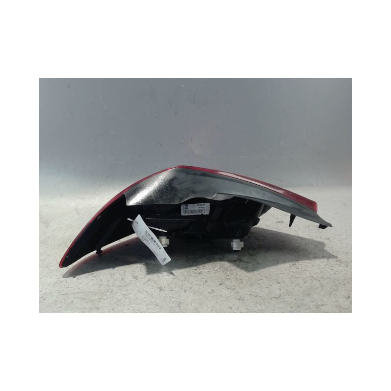 FEU ARRIERE DROIT OPEL CORSA 06-09