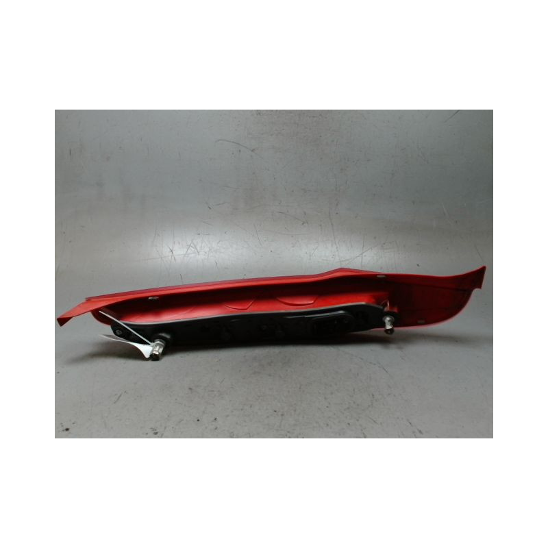 FEU ARRIERE DROIT FIAT PUNTO 2003-