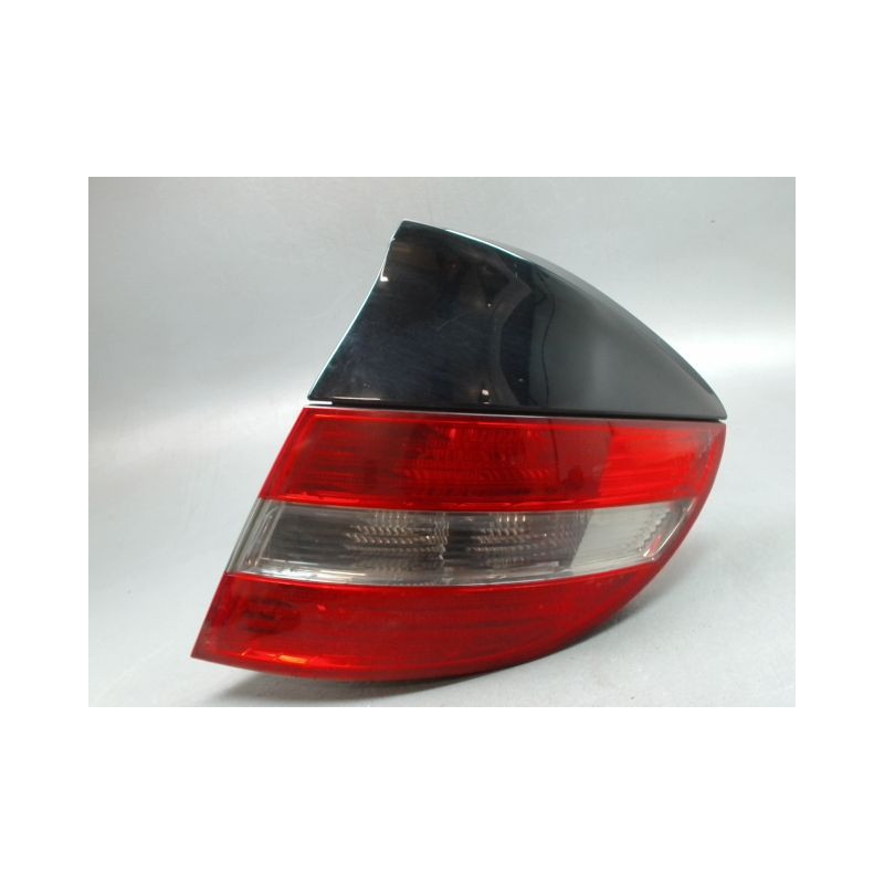 FEU ARRIERE DROIT MERCEDES CLASSE C COUPE SPORT