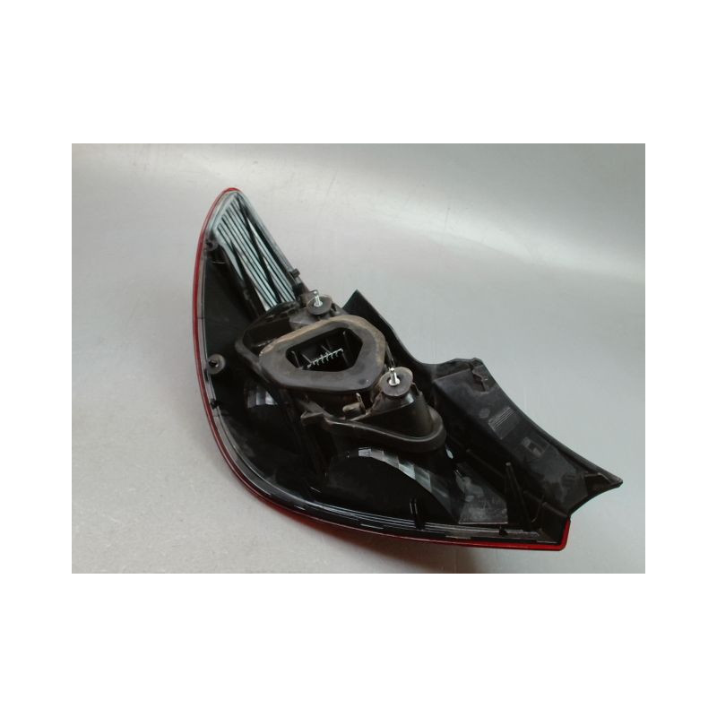 FEU ARRIERE DROIT OPEL CORSA IV Phase 1 (D) 2006-2010