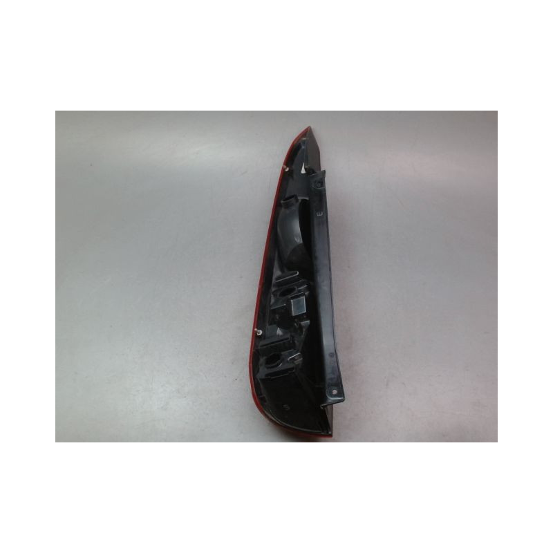 FEU ARRIERE DROIT FORD FIESTA V Phase 2 2005-2008