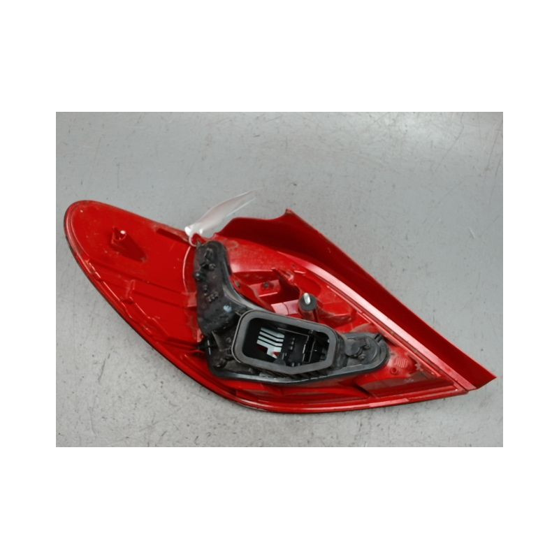 FEU ARRIERE DROIT PEUGEOT 207 5P