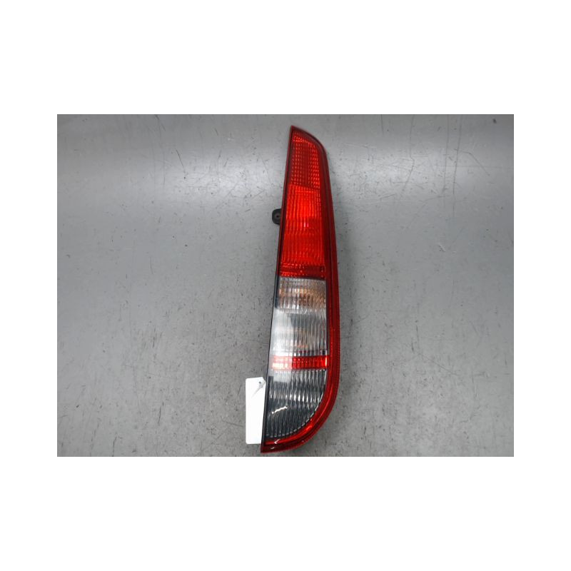 FEU ARRIERE DROIT FORD FOCUS SW 2005-2007