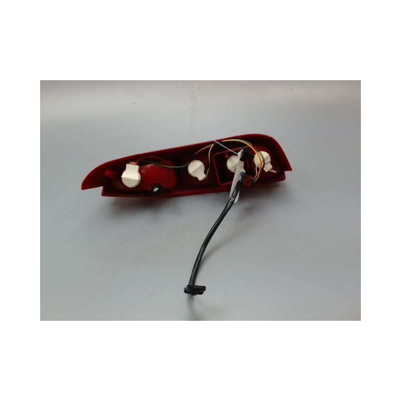 FEU ARRIERE DROIT PEUGEOT 807 MONOSP. 2002-2014