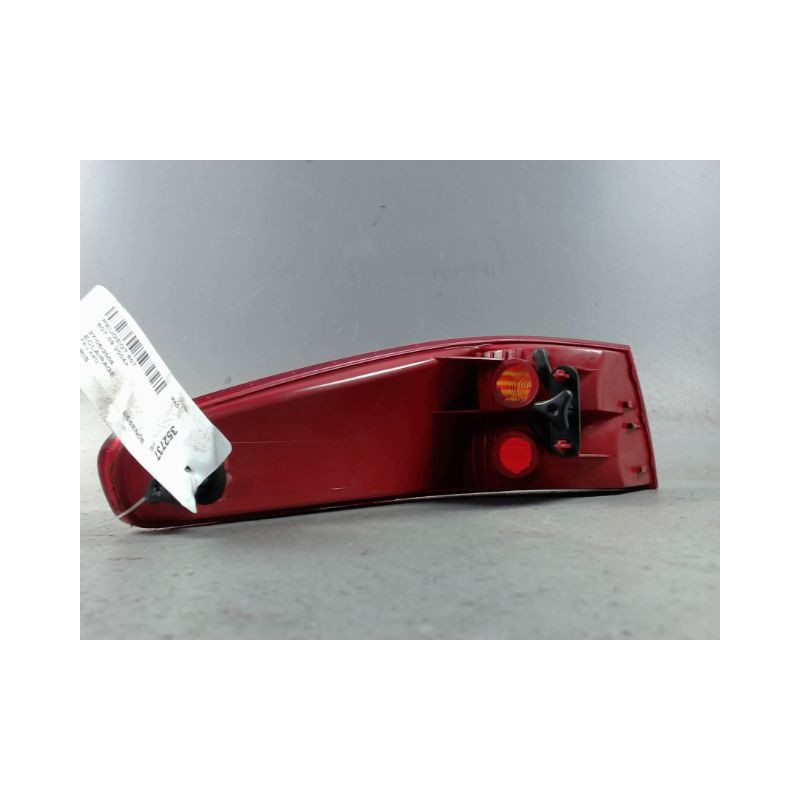 FEU ARRIERE DROIT PEUGEOT 607 2004-