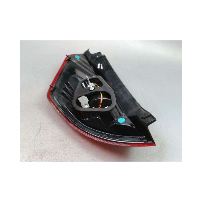 FEU ARRIERE DROIT FORD FIESTA VI PHASE 1 2008-...