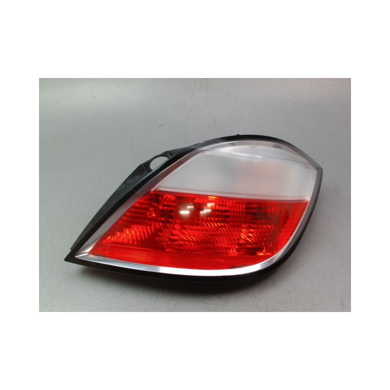 FEU ARRIERE DROIT OPEL ASTRA III Phase 1 (H) 2004-2006