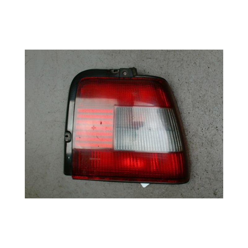 FEU ARRIERE DROIT FIAT TEMPRA 93-96