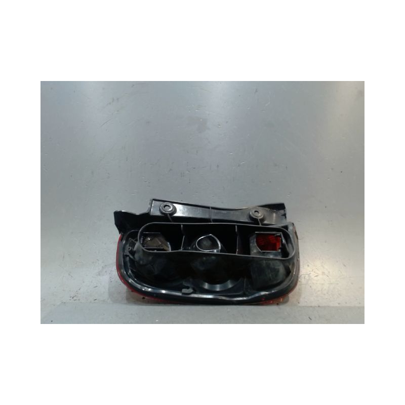 FEU ARRIERE DROIT NISSAN MICRA