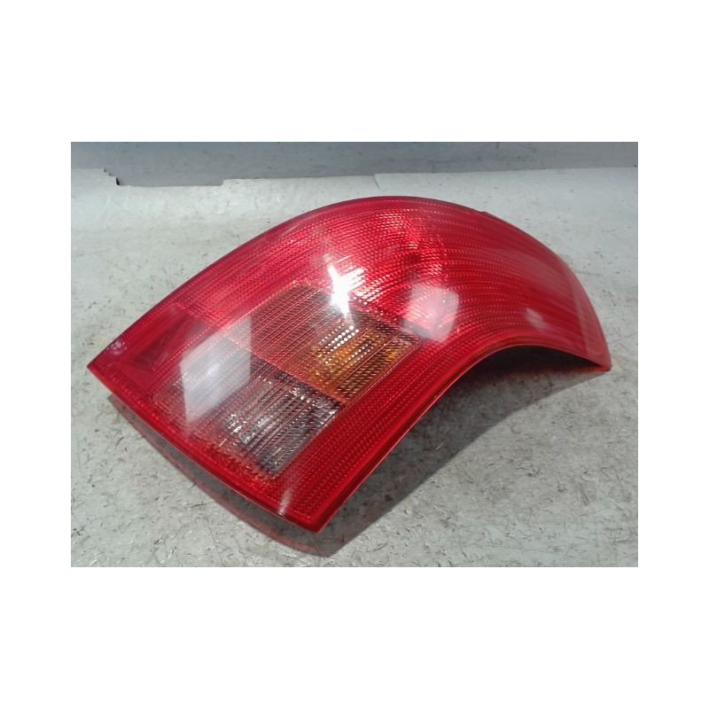 FEU ARRIERE DROIT SUZUKI SWIFT 3P
