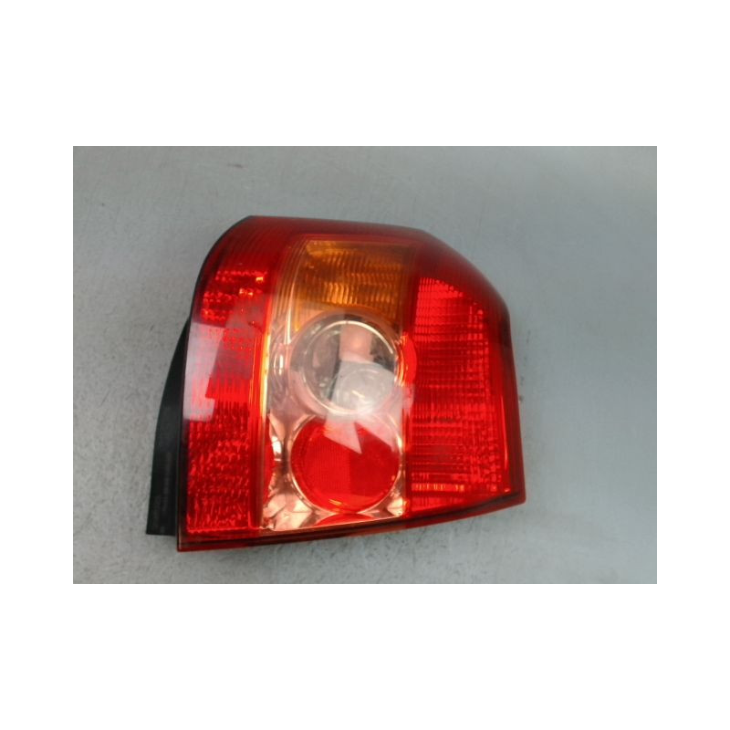 FEU ARRIERE DROIT TOYOTA COROLLA X Phase 2 2004-2007