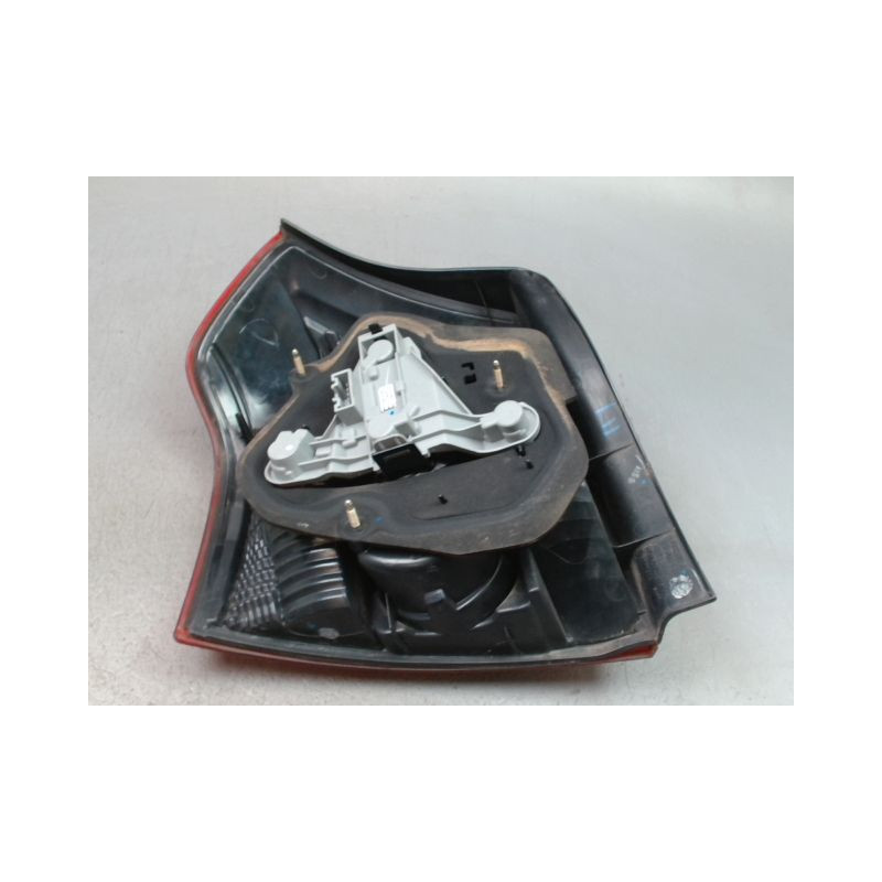 FEU ARRIERE DROIT TOYOTA COROLLA X Phase 2 2004-2007