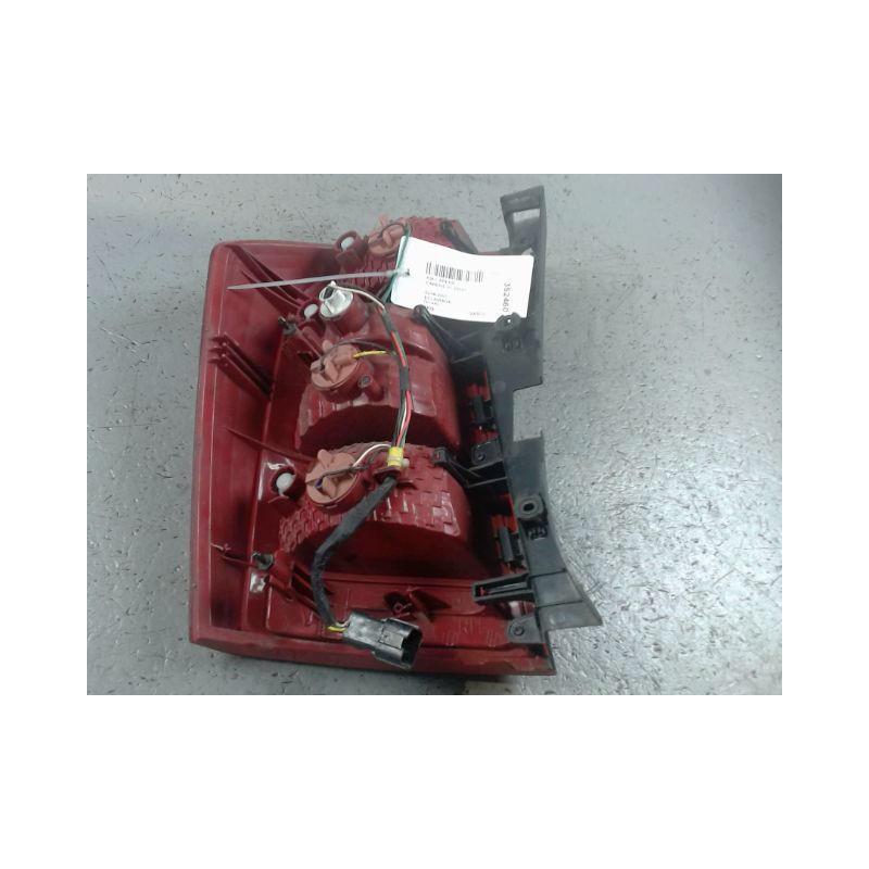 FEU ARRIERE DROIT KIA CARENS 2002-