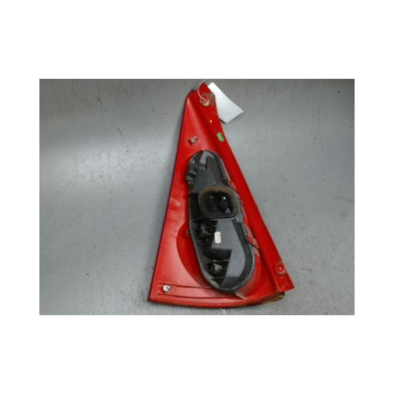 FEU ARRIERE DROIT PEUGEOT 107 3P