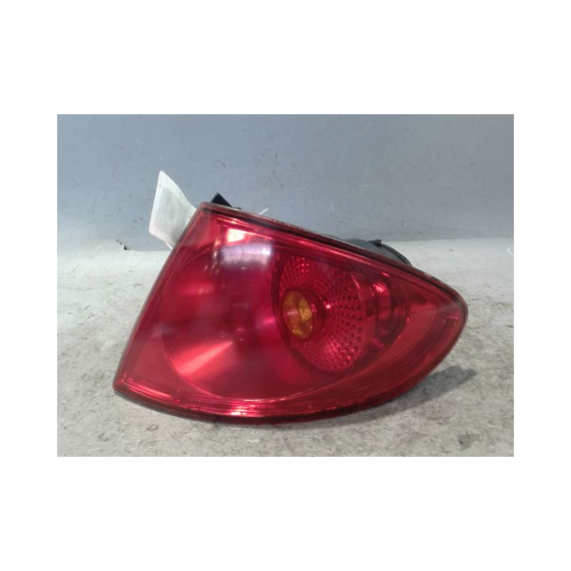FEU ARRIERE DROIT SEAT TOLEDO 2004-