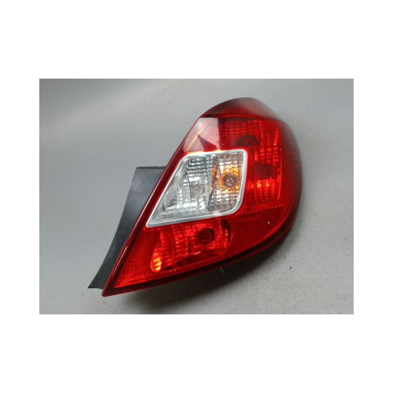 FEU ARRIERE DROIT OPEL CORSA IV Phase 1 (D) 2006-2010
