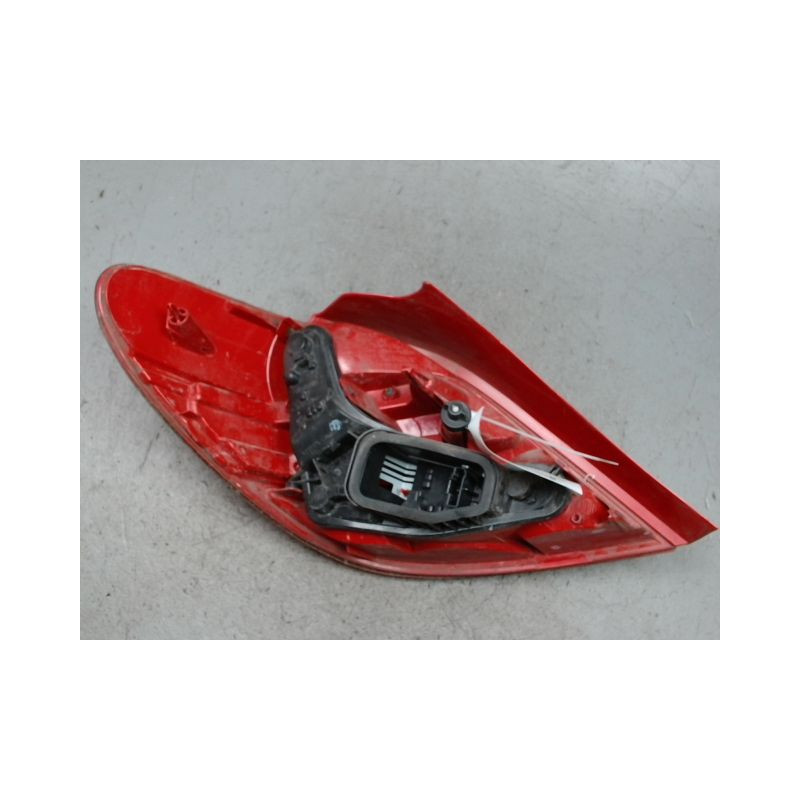 FEU ARRIERE DROIT PEUGEOT 207 5P