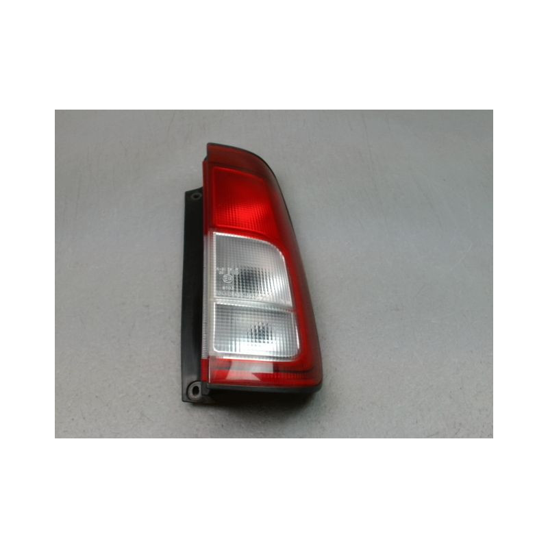 FEU ARRIERE DROIT SUZUKI IGNIS II 2003-2009