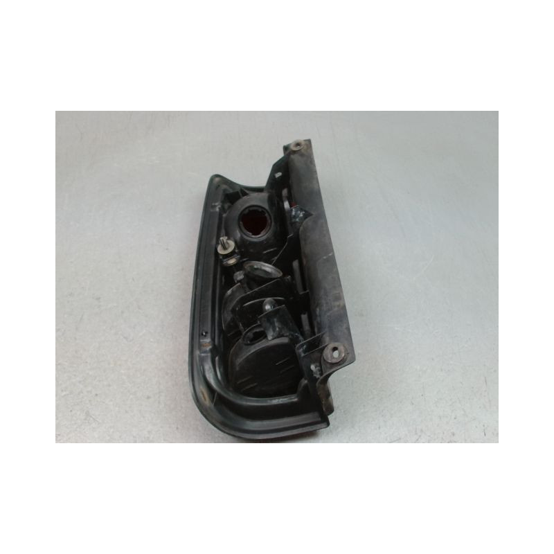 FEU ARRIERE DROIT SUZUKI IGNIS II 2003-2009