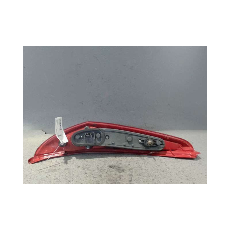 FEU ARRIERE DROIT FIAT PUNTO 99-2003