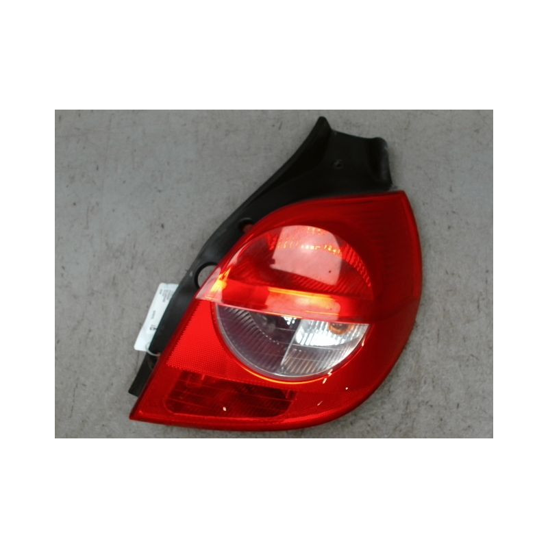 FEU ARRIERE DROIT RENAULT CLIO III 2005-