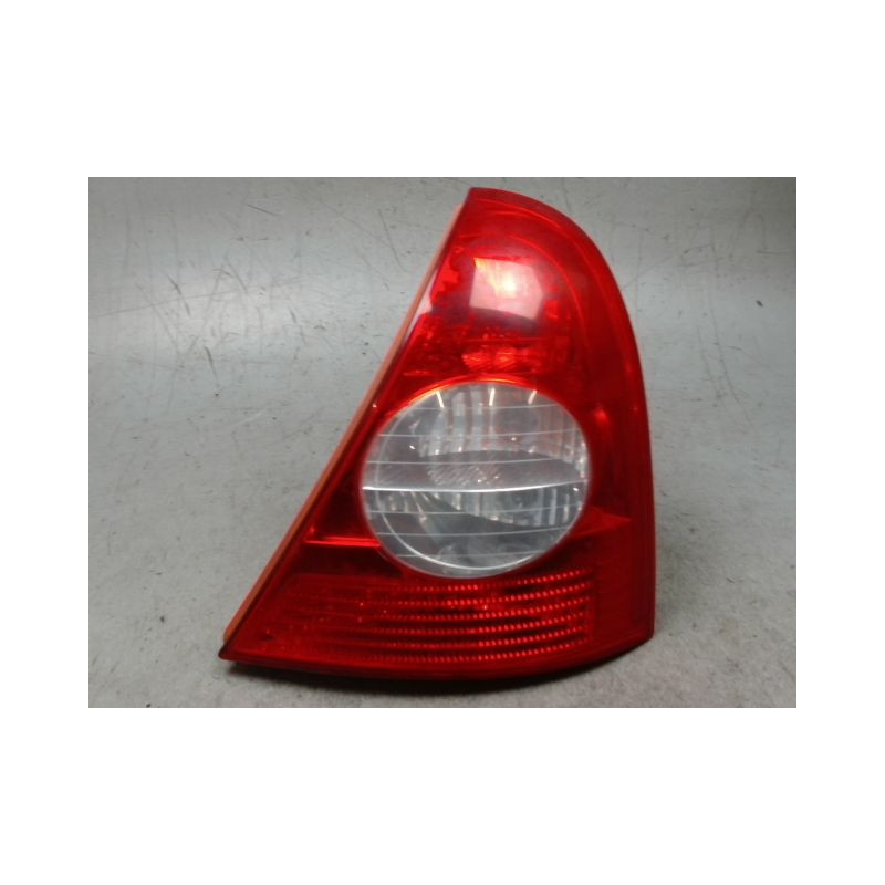 FEU ARRIERE DROIT RENAULT CLIO II PH.2 01-06