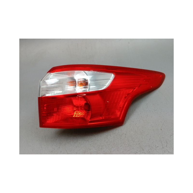 FEU ARRIERE DROIT FORD FOCUS BREAK 2005-