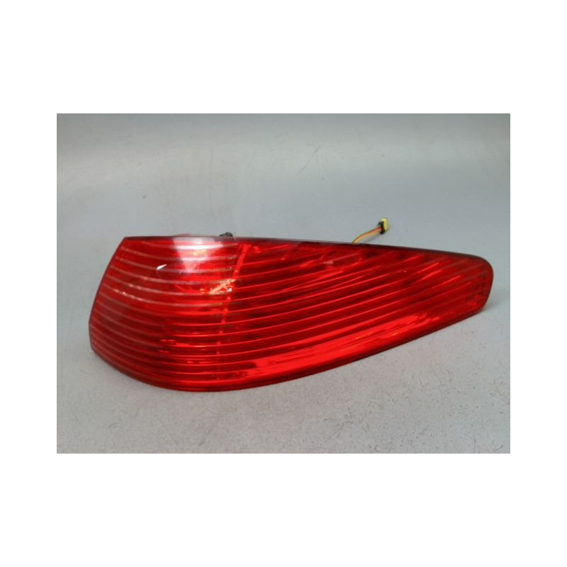 FEU ARRIERE DROIT PEUGEOT 607 BERL. Phase 2 2004-2010