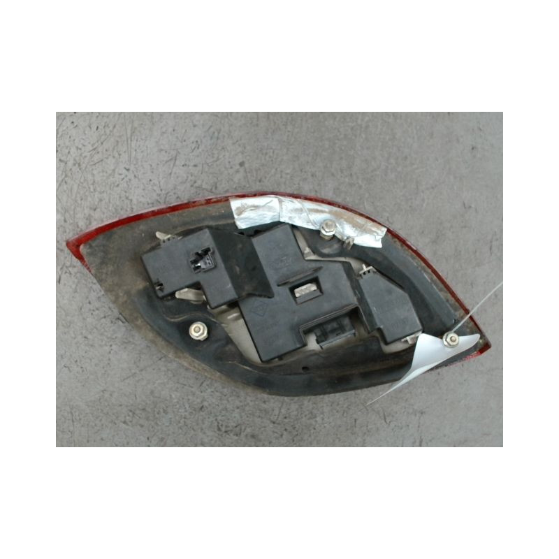 FEU ARRIERE DROIT FORD KA