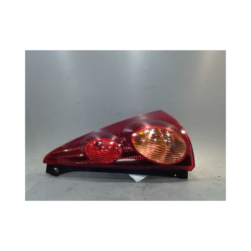 FEU ARRIERE DROIT PEUGEOT 107