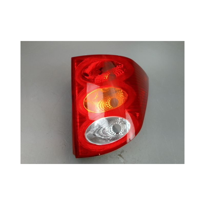 FEU ARRIERE DROIT PEUGEOT 1007 2005-2010
