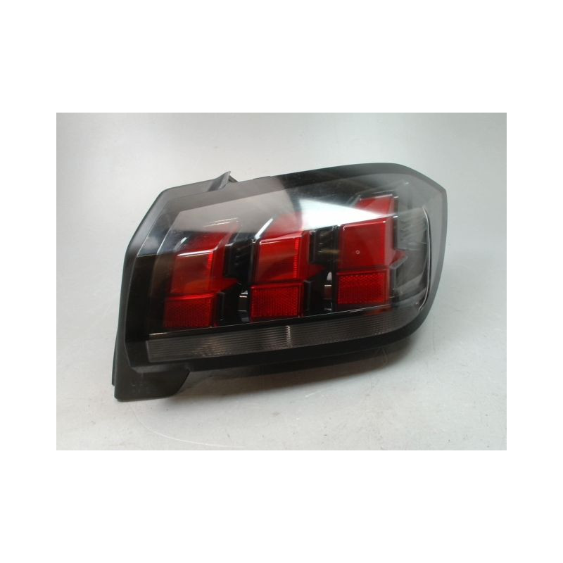 FEU ARRIERE DROIT PEUGEOT 208 2012-...