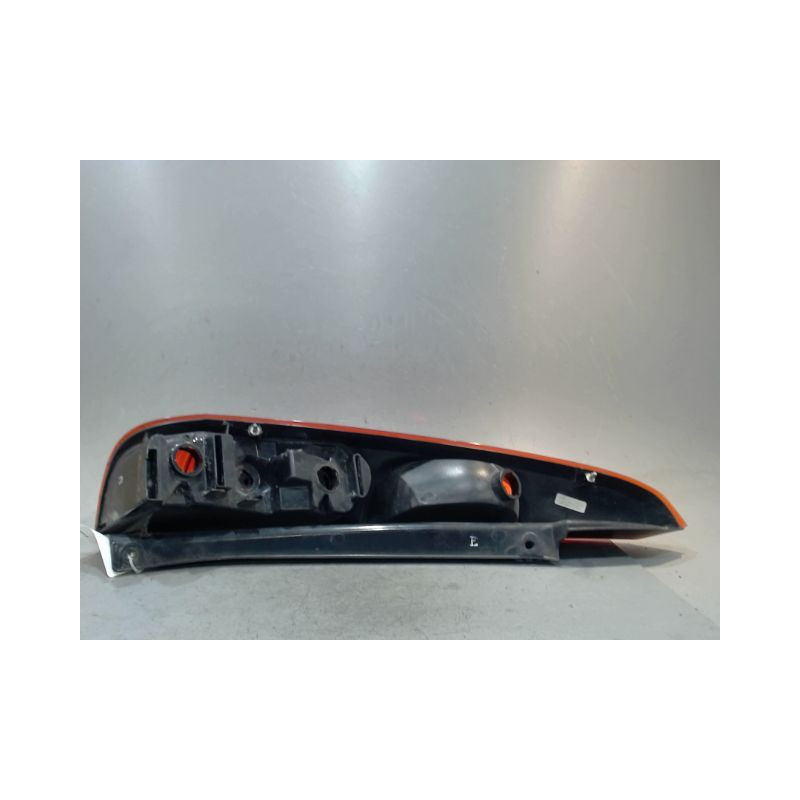FEU ARRIERE DROIT FORD FIESTA