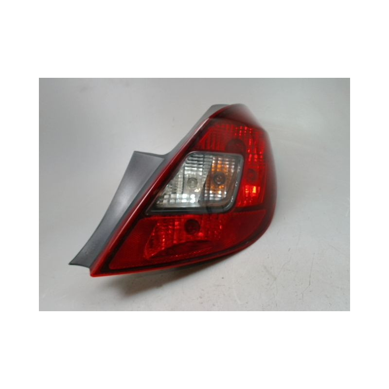FEU ARRIERE DROIT OPEL CORSA IV Phase 2 (D) 2011-2015