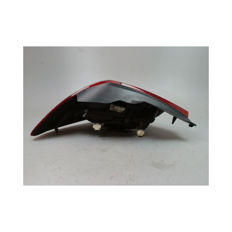 FEU ARRIERE DROIT OPEL CORSA IV Phase 2 (D) 2011-2015